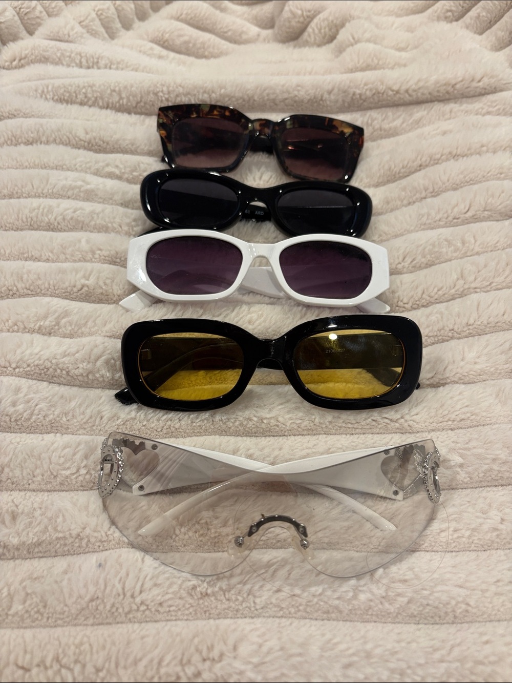 Sunglasses bundle for the summer